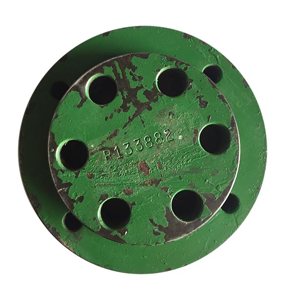 R133882 Coupling JOHN DEERE
