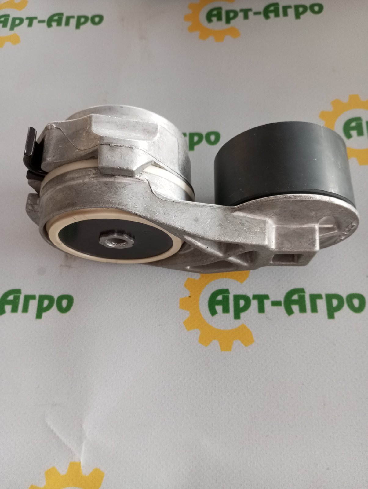 5333477 Napinacz paska generatora Cummins (Dayco)