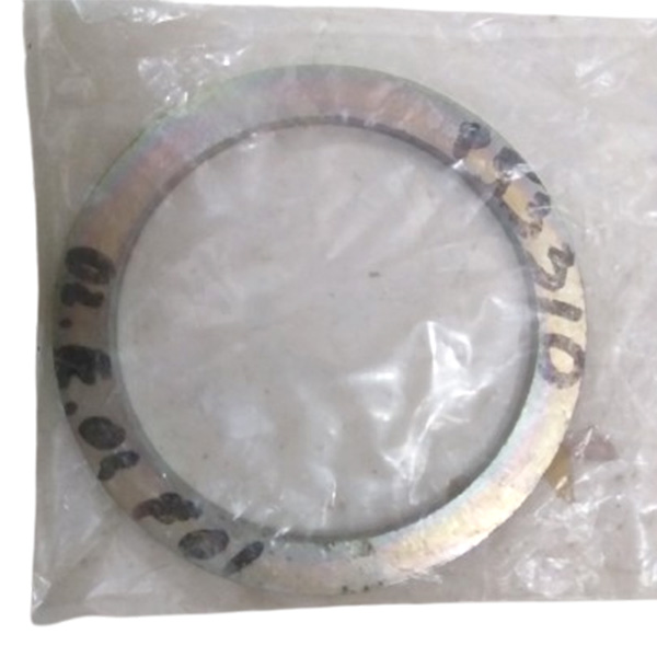 853310 Tuleja ramy Massey Ferguson (Agco Parts)
