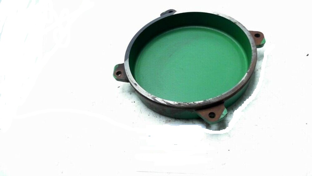 R108569 Кришка John Deere