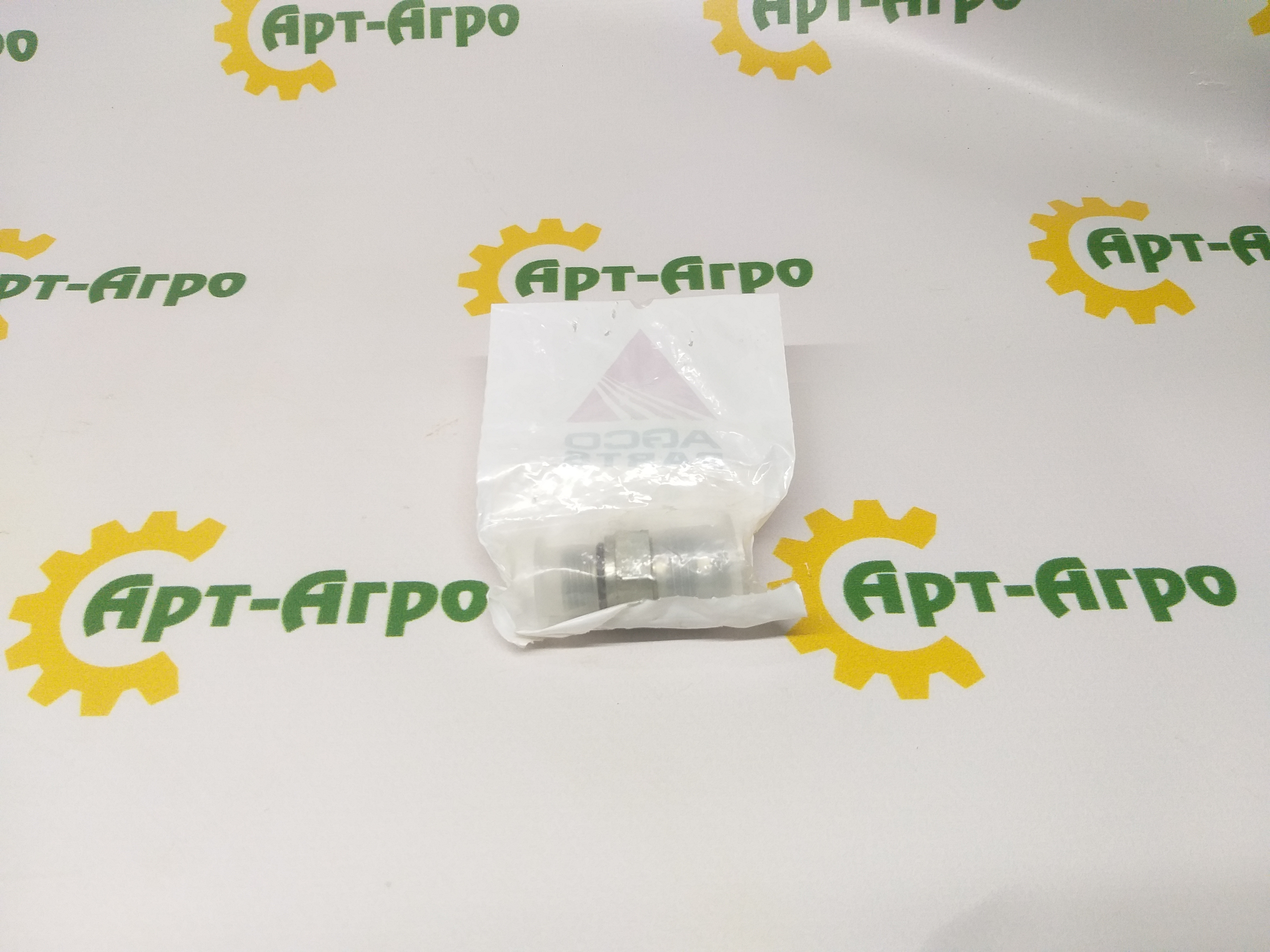 AG562372 Фітінг AGCO PARTS