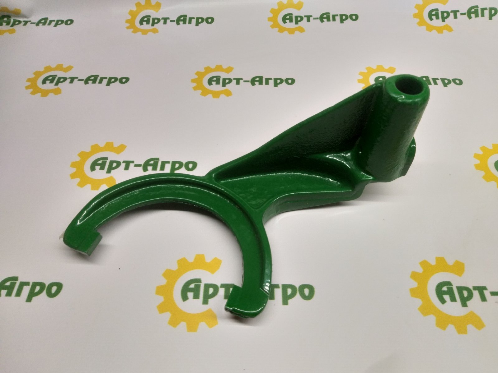 Z11298 Вилка коробки комбайна John Deere TARMO