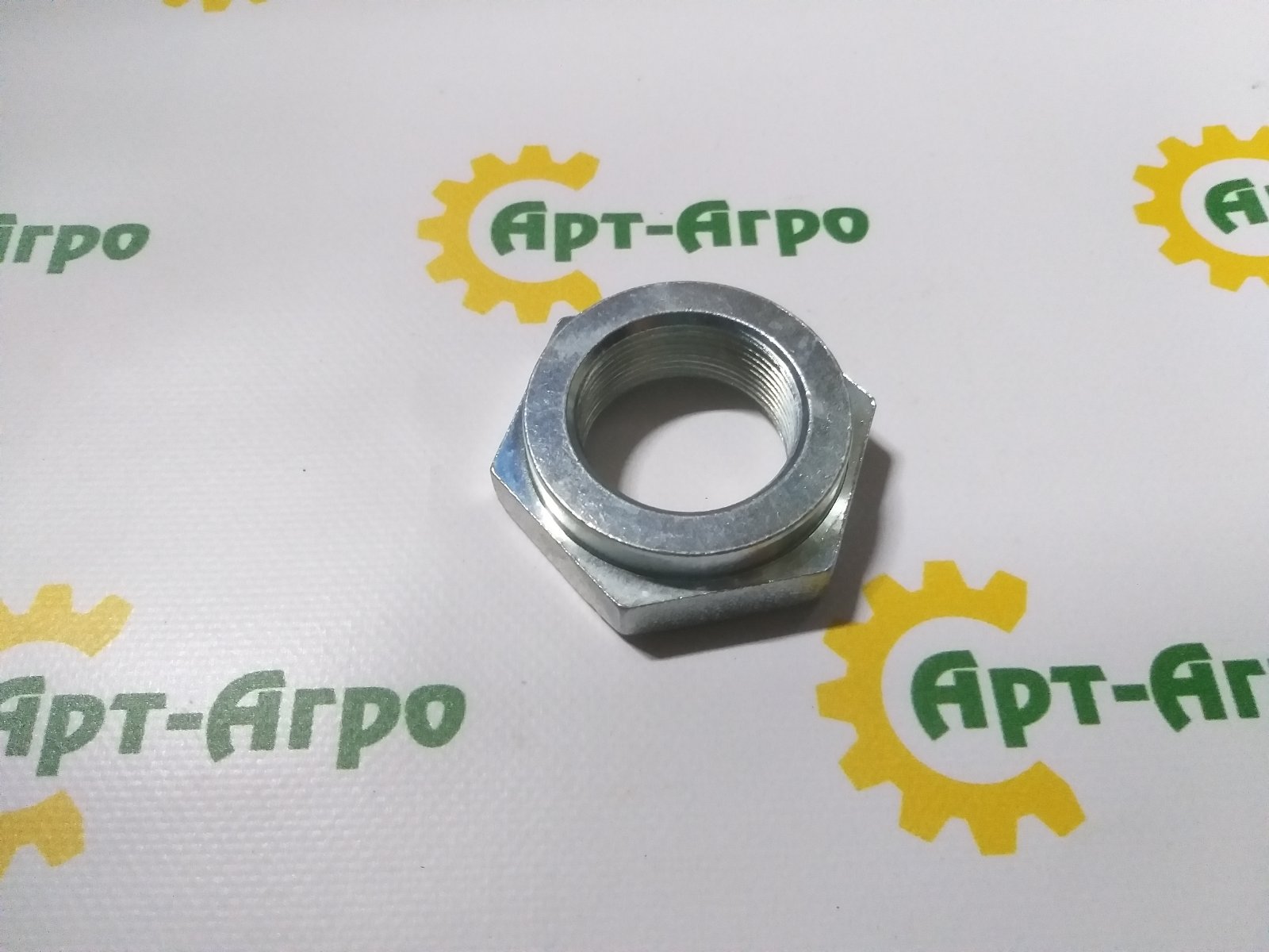 GD7089 Гайка 1 3/4 - 12 спеціальна колеса опорного Kinze
