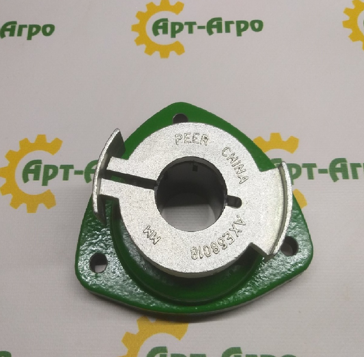 AXE68018 Підшипник із корпусом John Deere