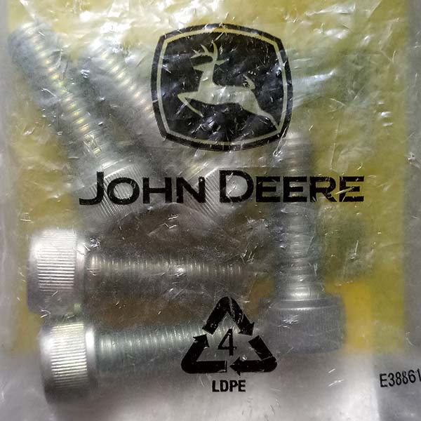 19M7576 Гвинт John Deere M10X30