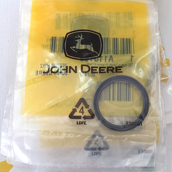 A116166 Сальник John Deere