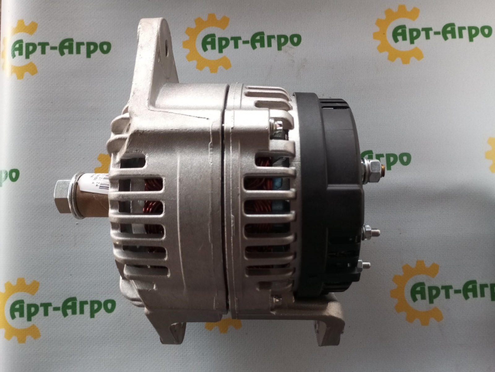AAN5834 Генератор 175A, 14V Mahle