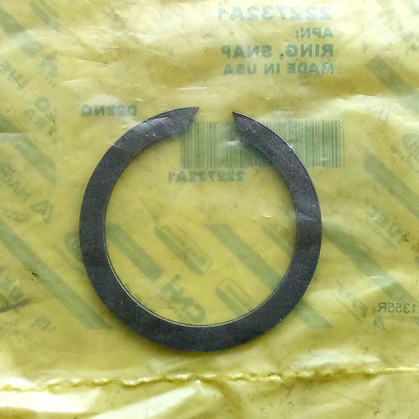 222732A1 Кільце стопорне, Mag340 CNH