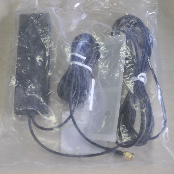 82654 Антена Trimble, SMA L1 GPS, TNC Cellular 806-9601710-2170 MHz