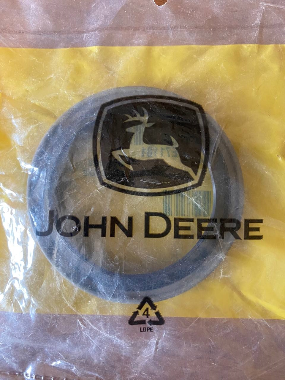 RE71181 Манжета кулака поворотного переднього мосту JOHN DEERE